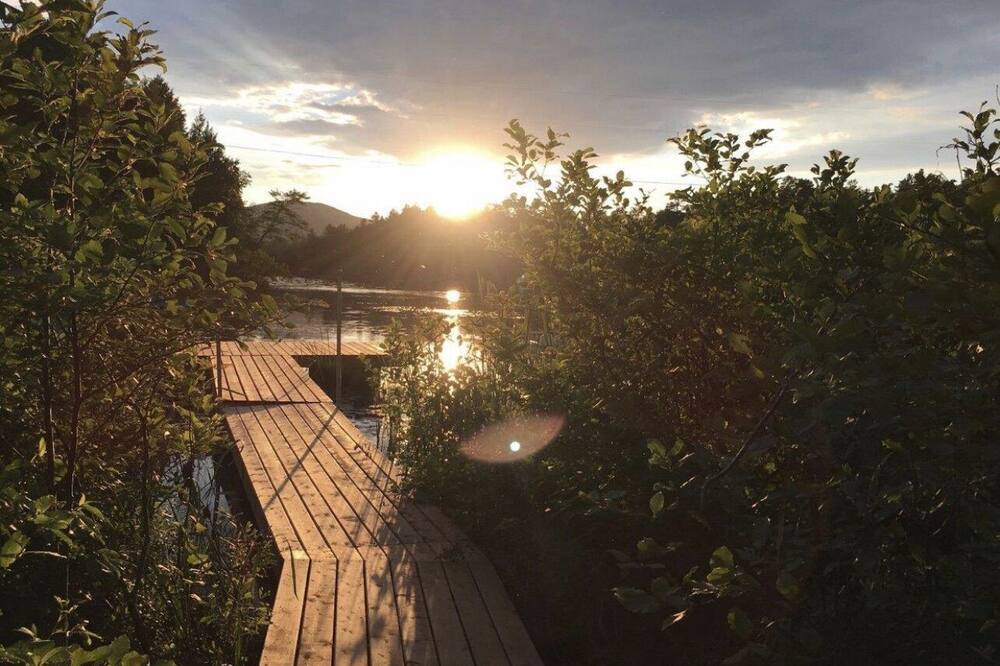 Photo of Outdoor in Bolton-Est