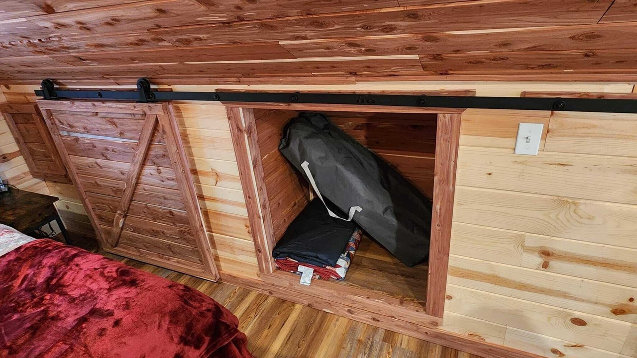 Photo of Others in Marshall