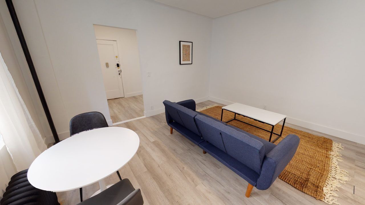 Photo of Others in Hamilton Heights