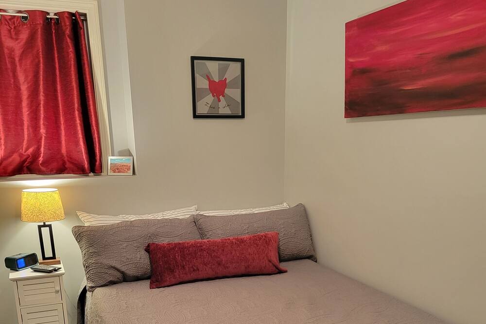 Photo of Bedroom in Windham