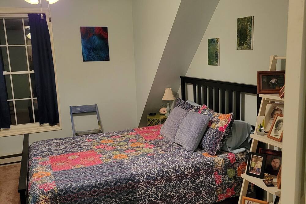 Photo of Bedroom in Windham
