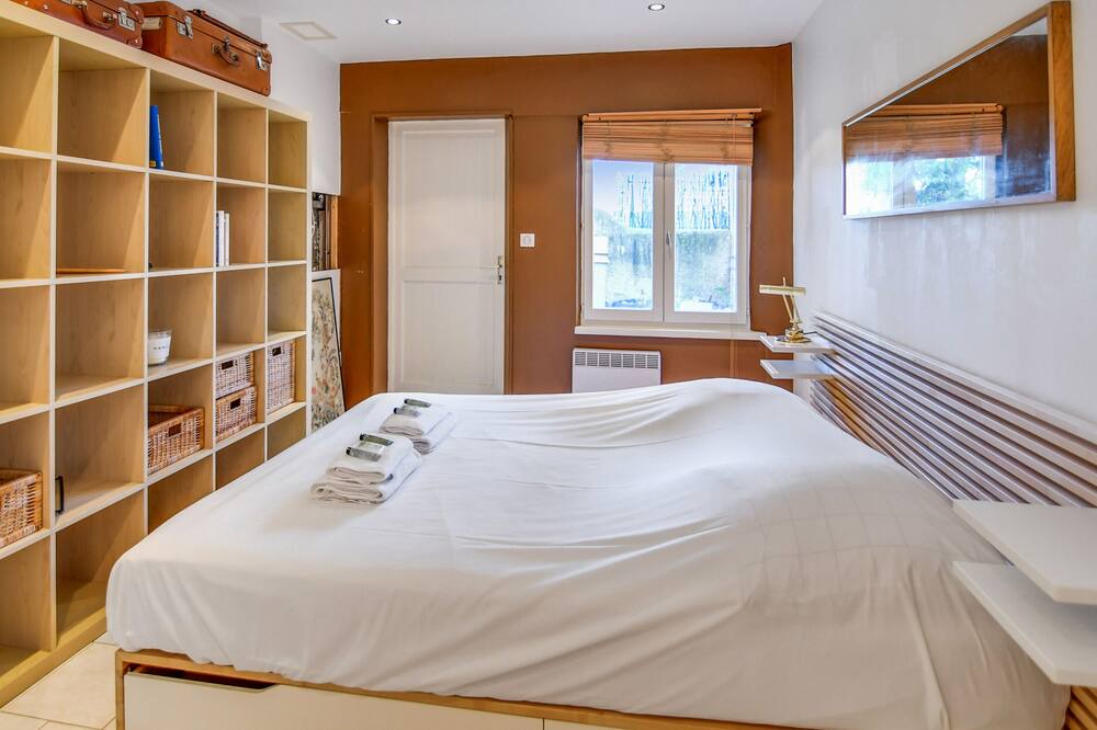 Photo of Bedroom in Montaud