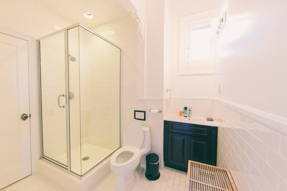 Photo of Bathroom in Western Addition