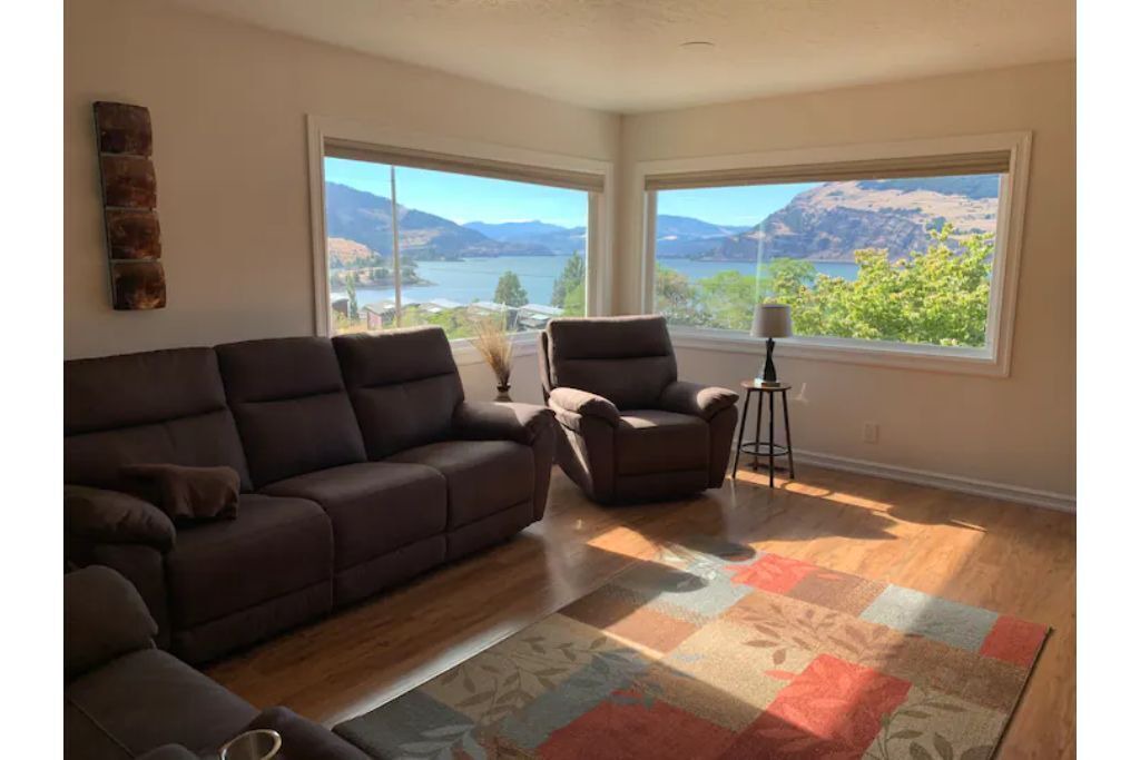 Photo of Others in Mosier