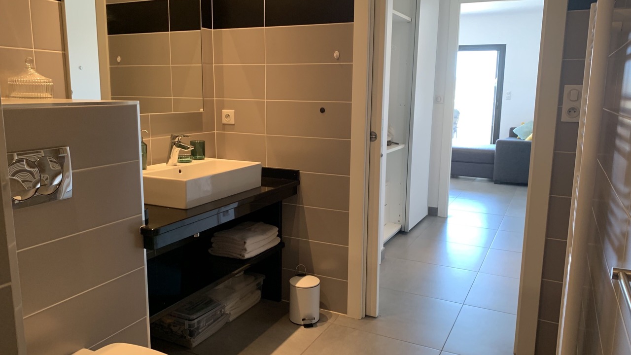 Photo of Others in Grand Valinco