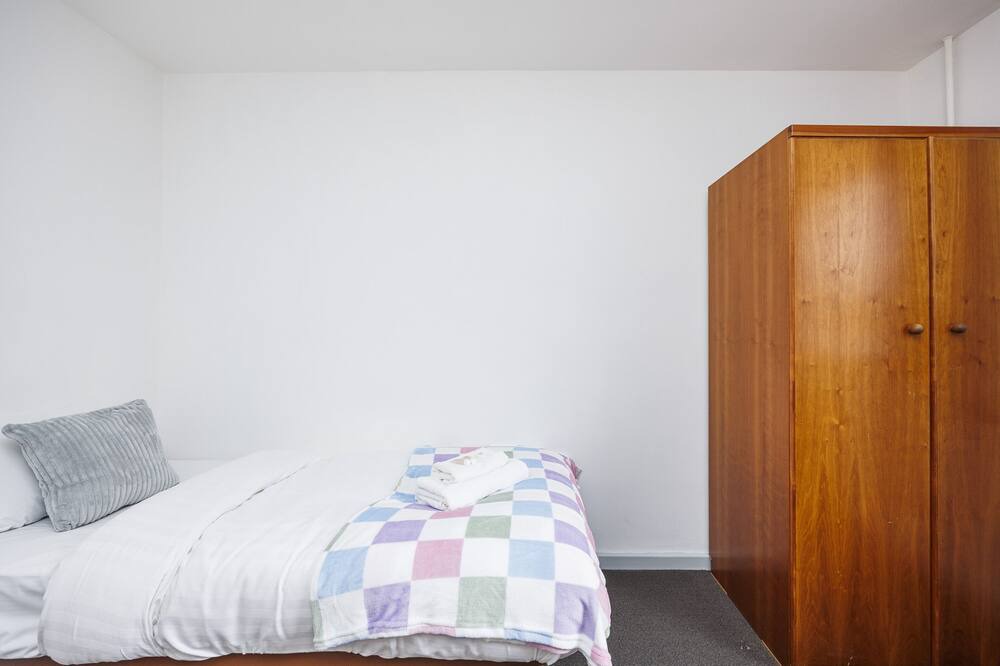 Photo of Bedroom in Bramcote