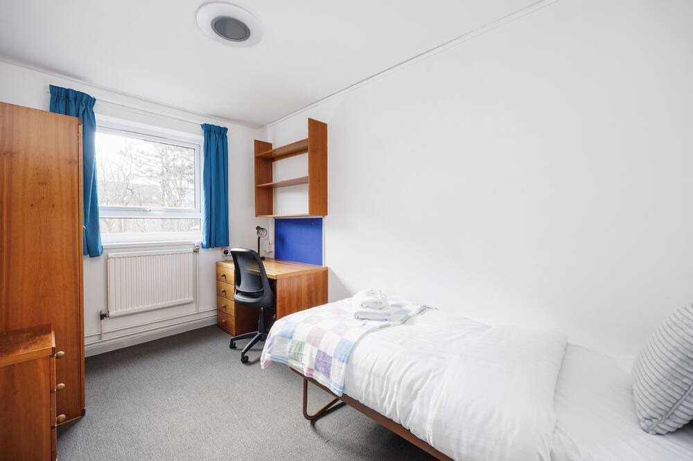 Photo of Bedroom in Bramcote