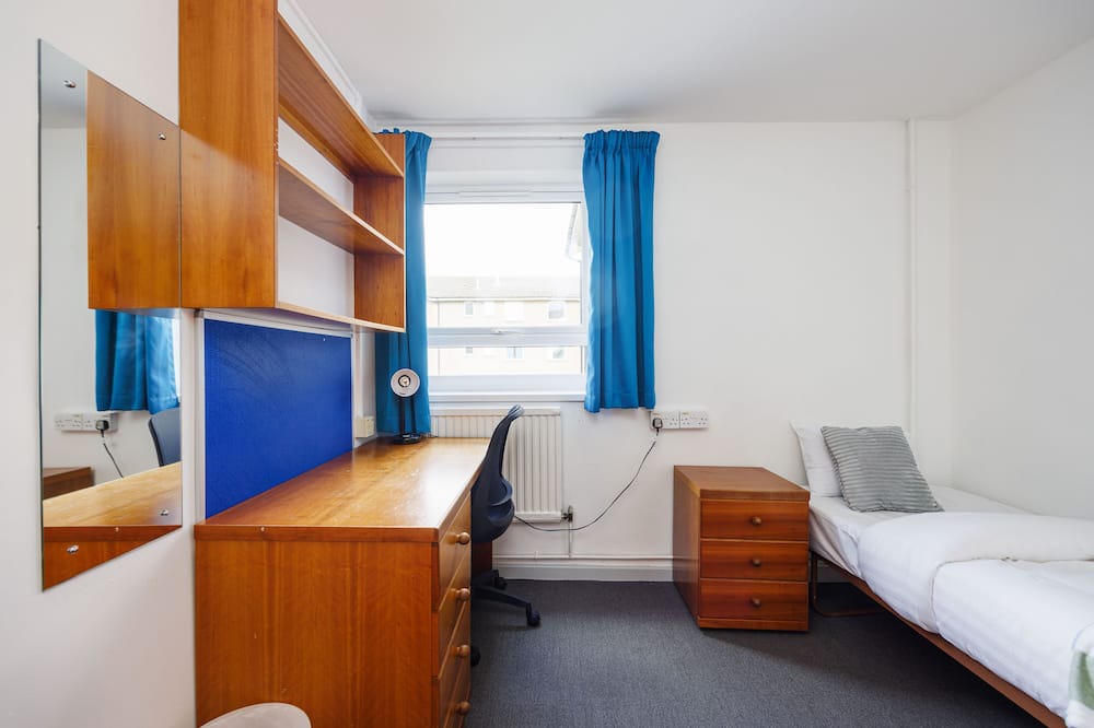 Photo of Bedroom in Bramcote