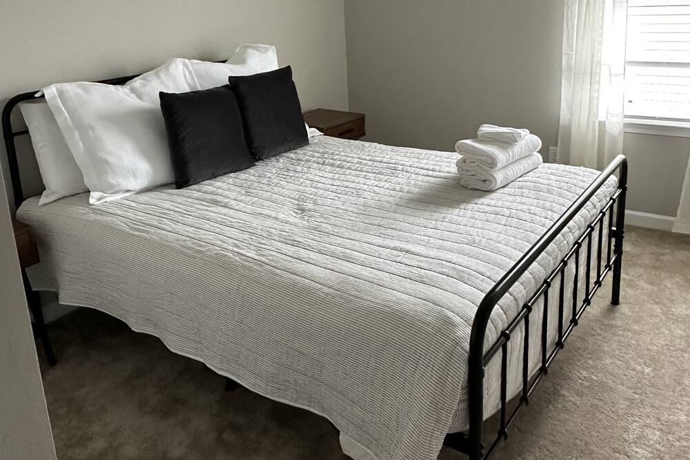 Photo of Bedroom in East Brainerd