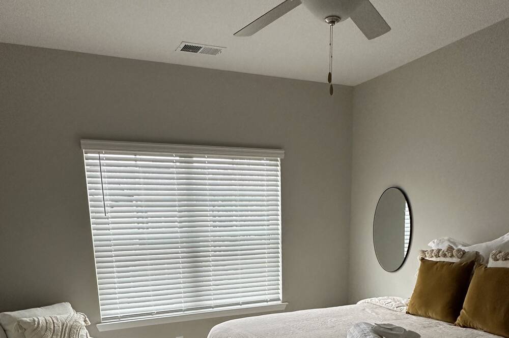 Photo of Bedroom in East Brainerd