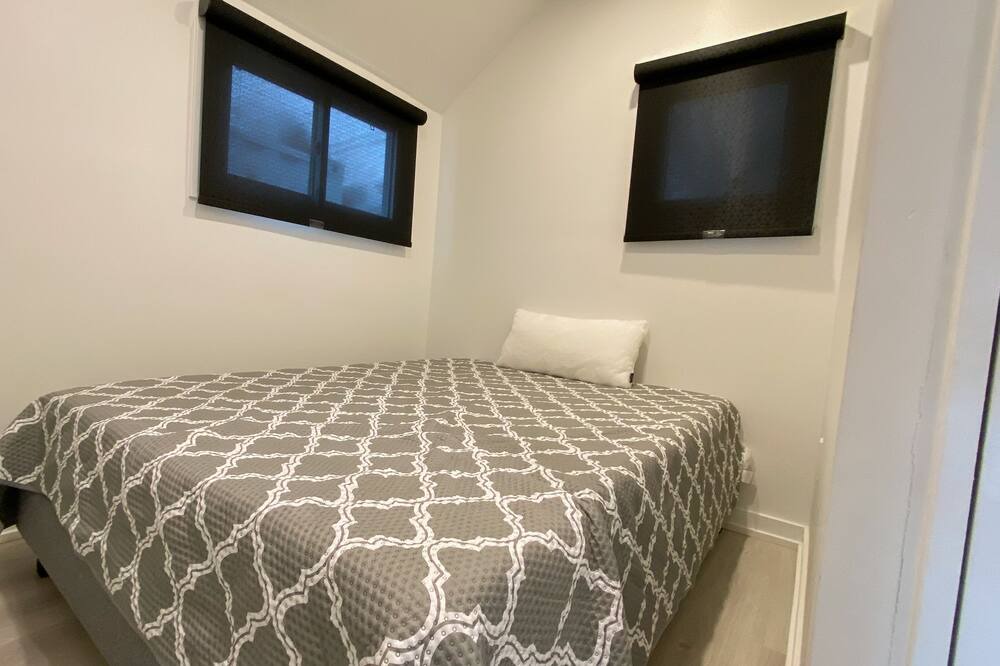 Photo of Bedroom in Port Dover