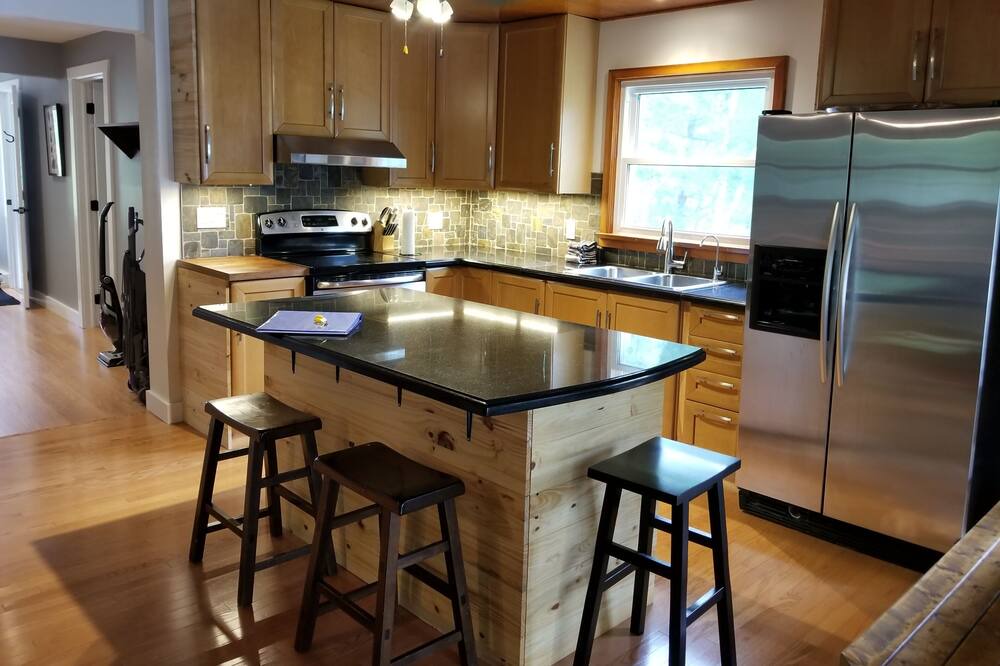 Photo of Kitchen in Monetville