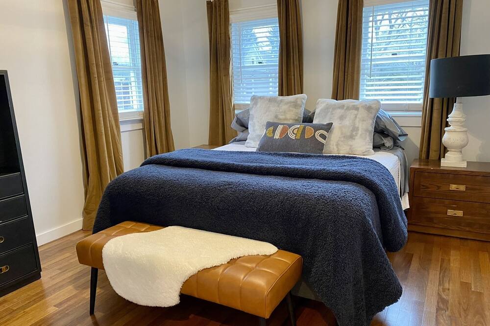 Photo of Bedroom in Binghamton