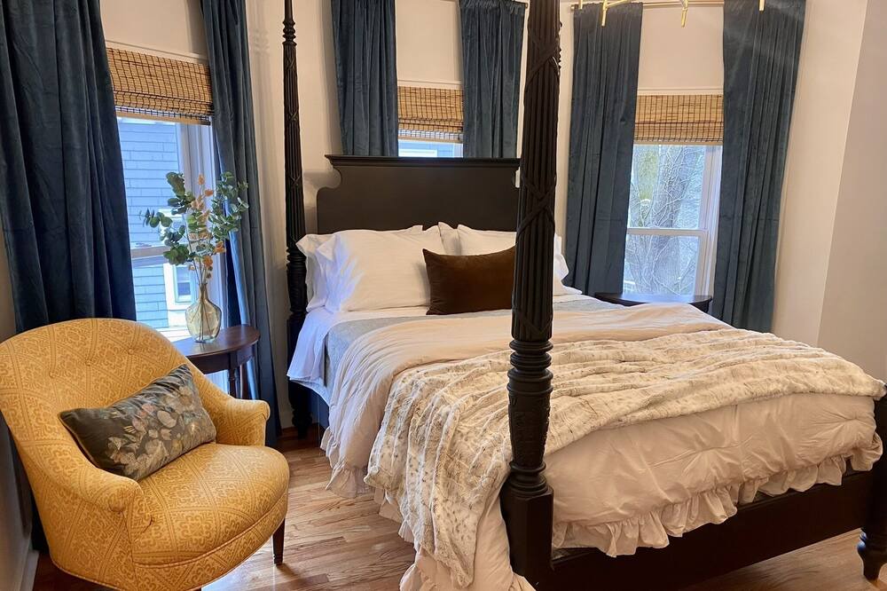 Photo of Bedroom in Binghamton