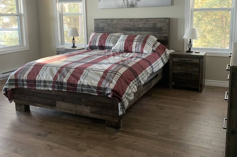 Photo of Bedroom in Duhamel