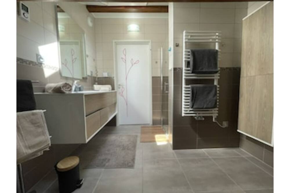 Photo of Kitchen in Foncine-le-Haut