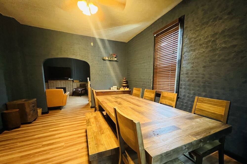 Photo of Bedroom in Lindenwood Park