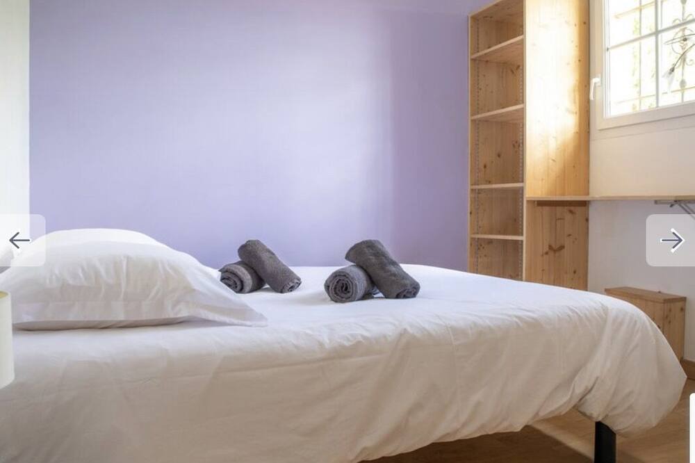 Photo of Bedroom in Le Cailar