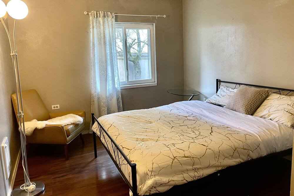 Photo of Bedroom in Olympic Hills