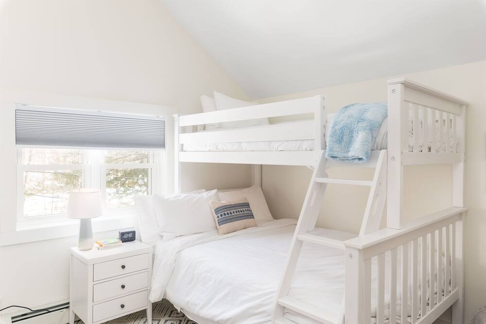 Photo of Others in Intervale