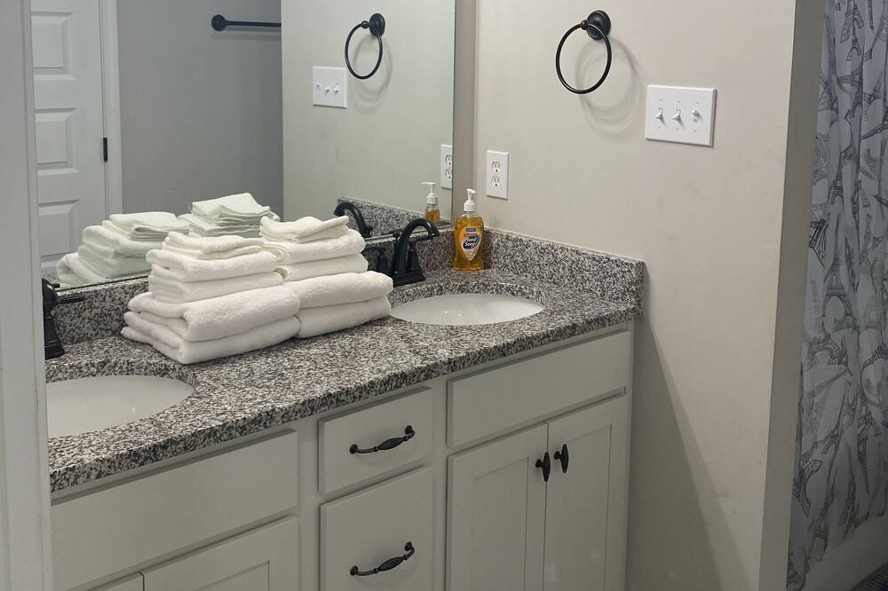 Photo of Bathroom in Belle Mina