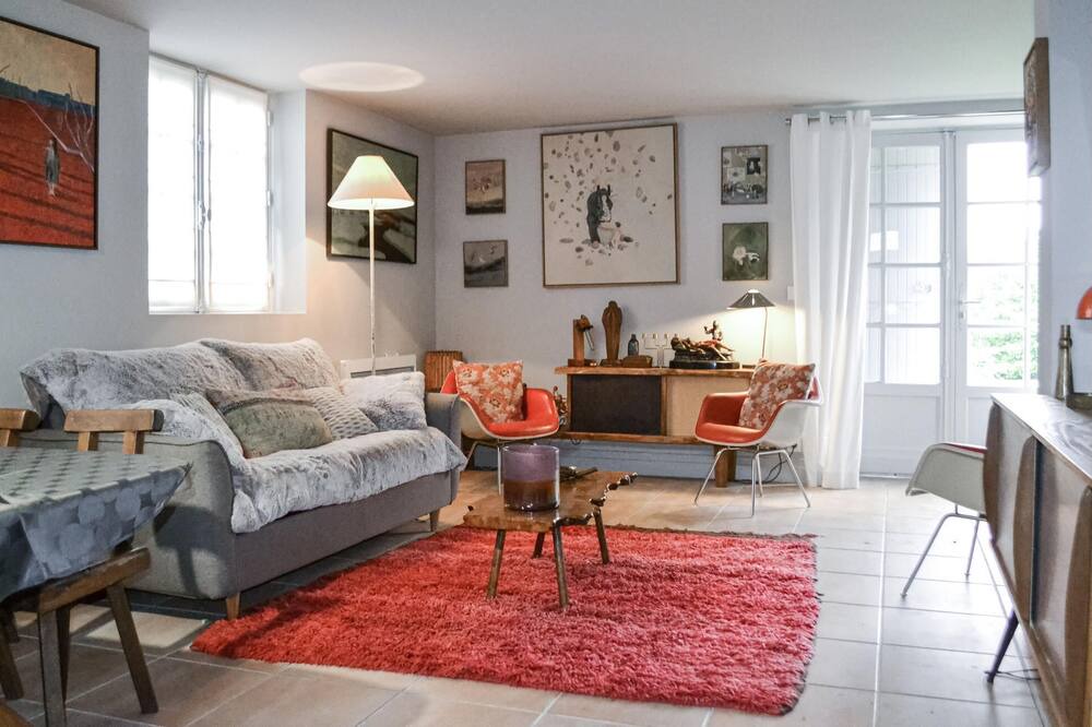 Photo of Bedroom in Leognan