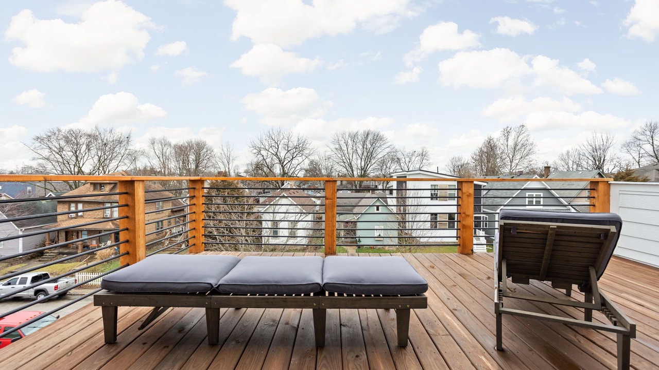 Photo of Patio Balcony in Fountain Square