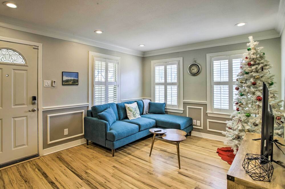 Photo of Bedroom in Garden Oaks