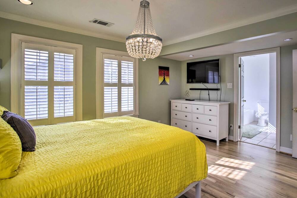 Photo of Bedroom in Garden Oaks