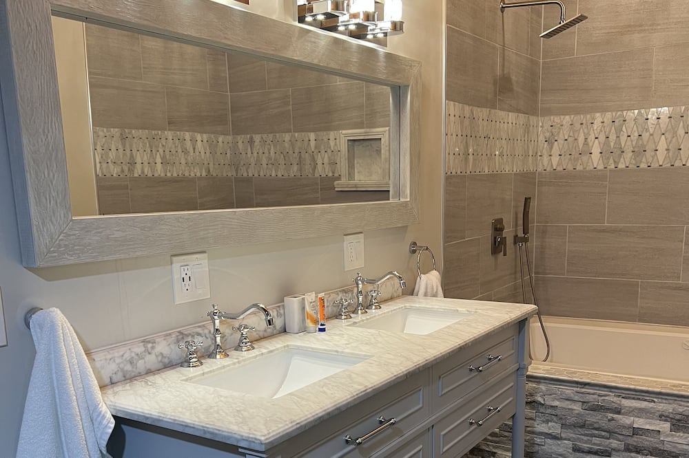 Photo of Others in Newtonville