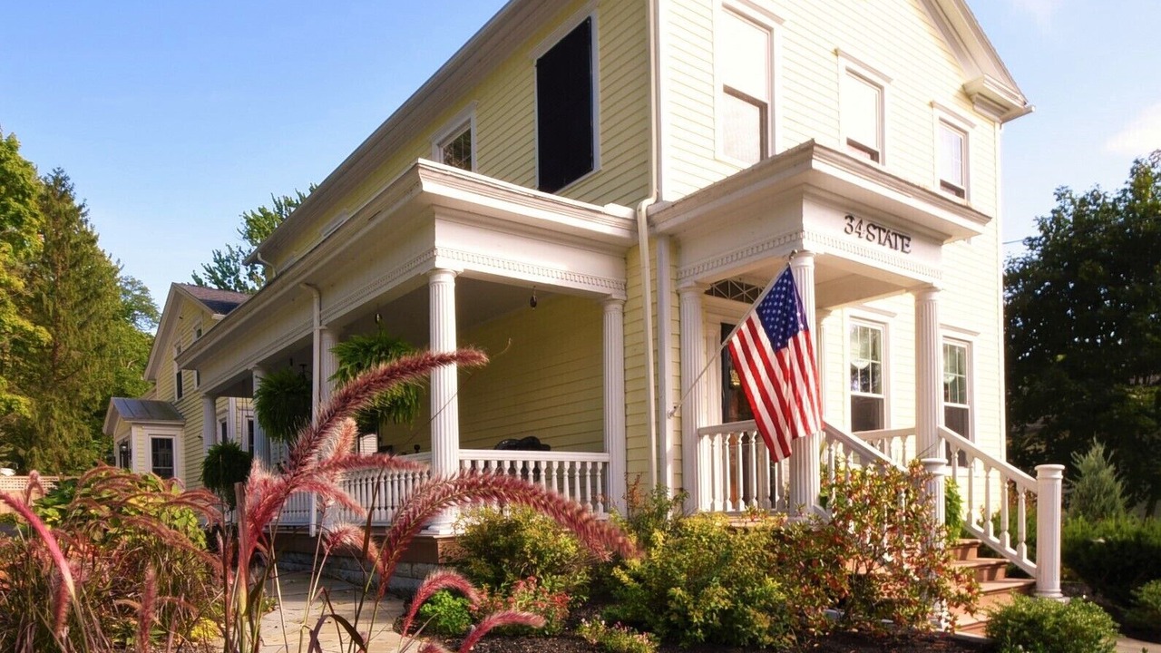 Photo of Outdoor in Skaneateles Historic District