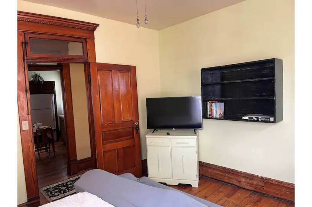 Photo of Bedroom in Logansport