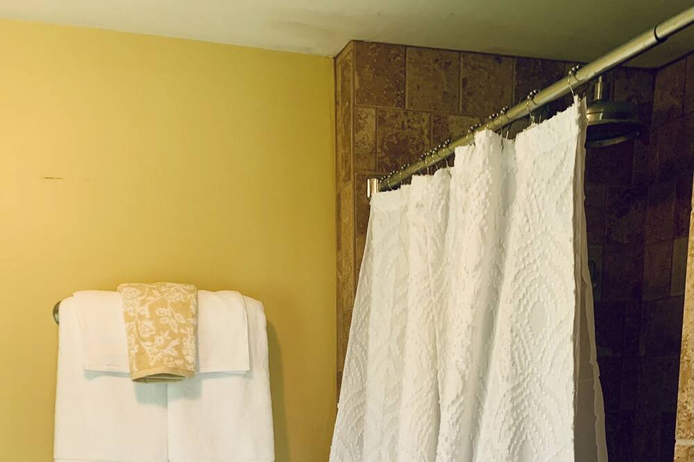 Photo of Bedroom in Ithaca