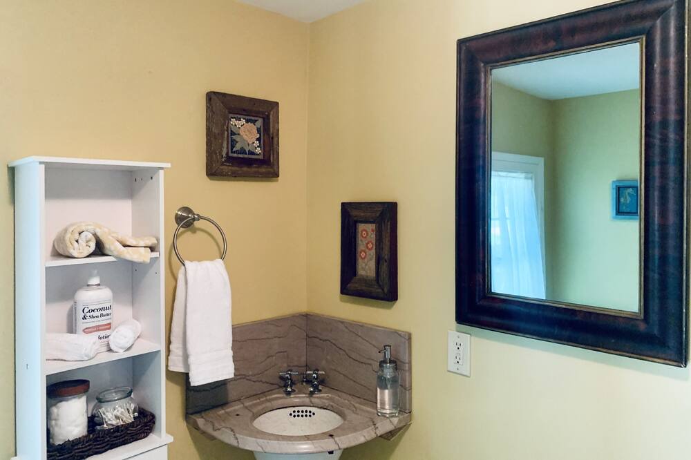 Photo of Others in Ithaca