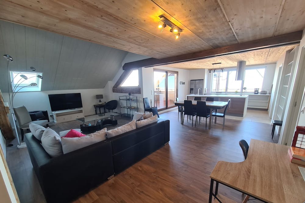 Photo of Others in Presilly