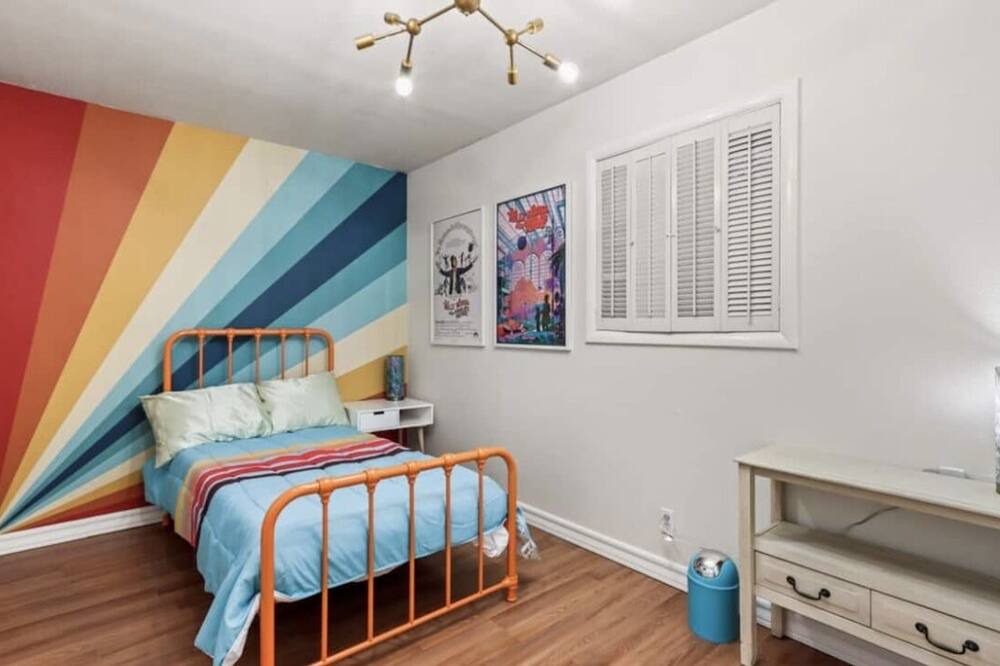 Photo of Bedroom in Mission Hills South