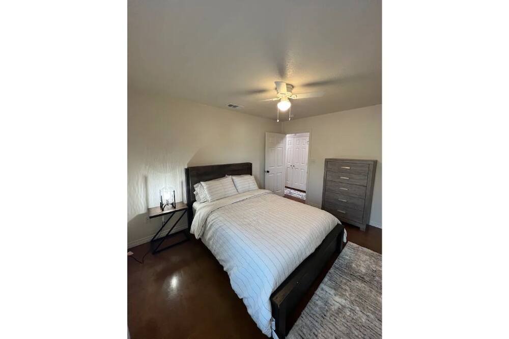 Photo of Bedroom in Temple