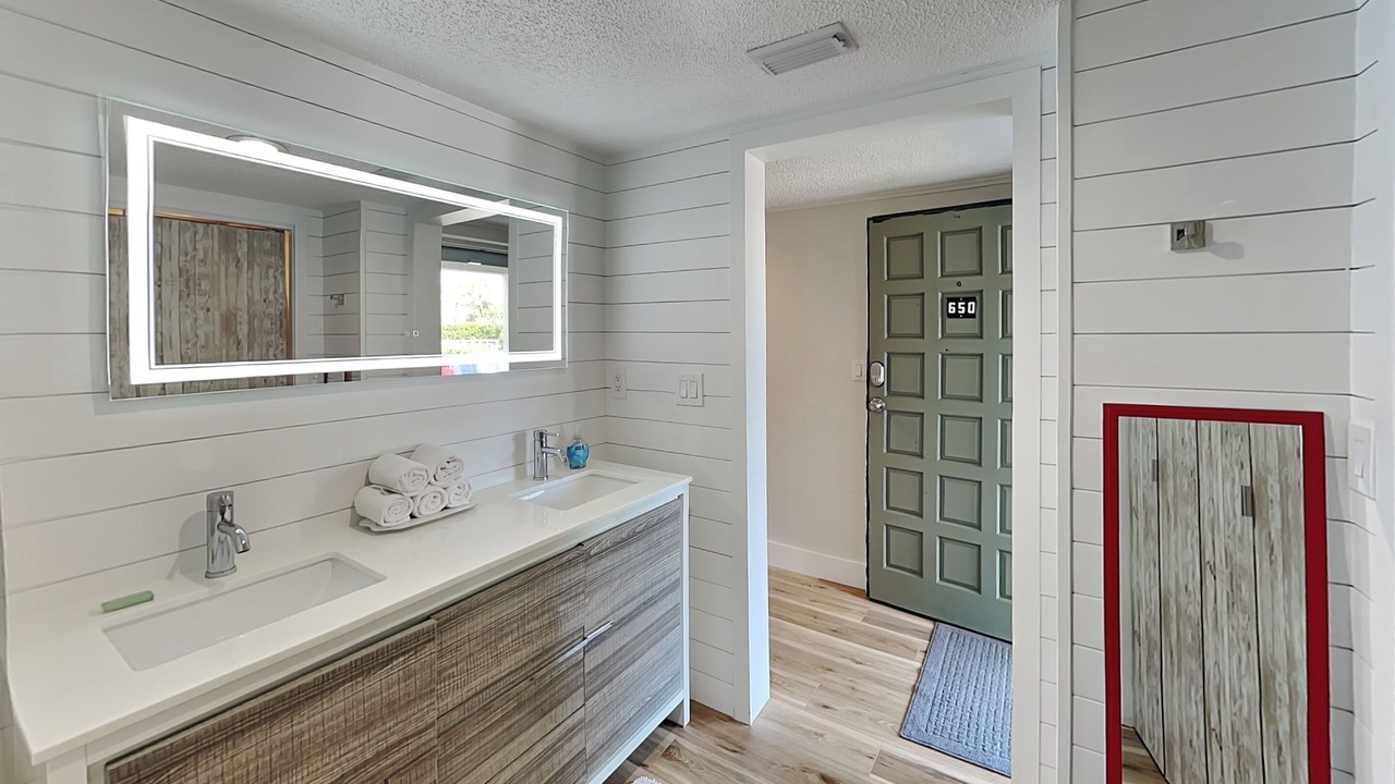 Photo of Bathroom in Sawgrass