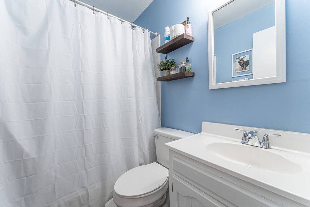 Photo of Bathroom in St. Louis