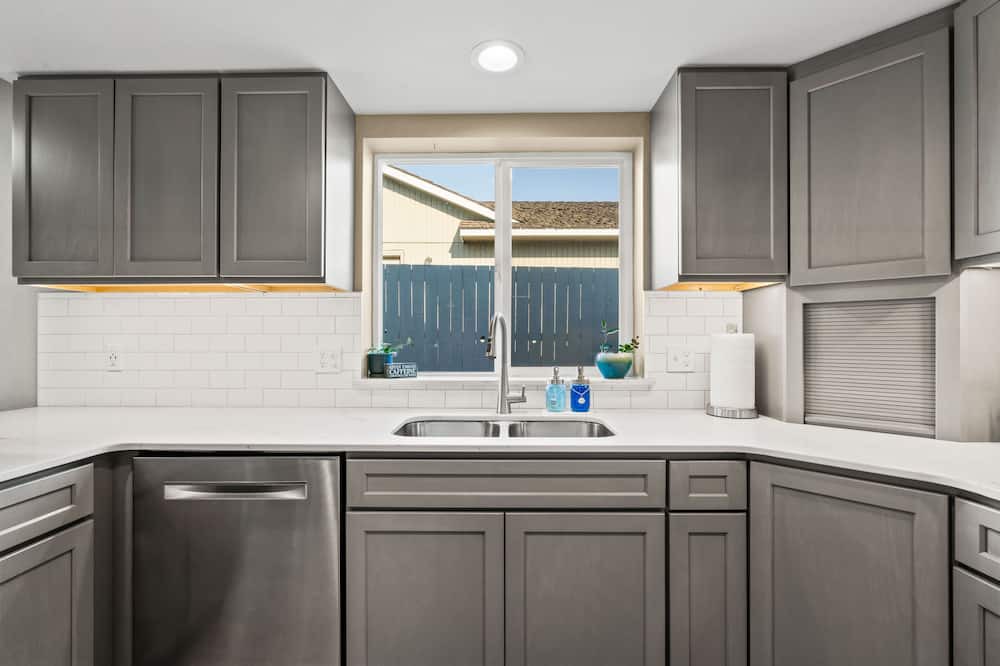 Photo of Kitchen in Brownstown