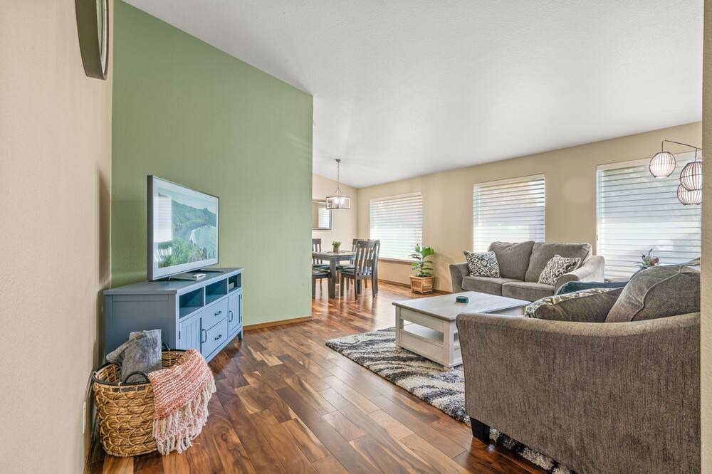 Photo of Others in Brownstown