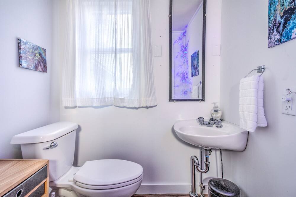Photo of Bathroom in Londonderry