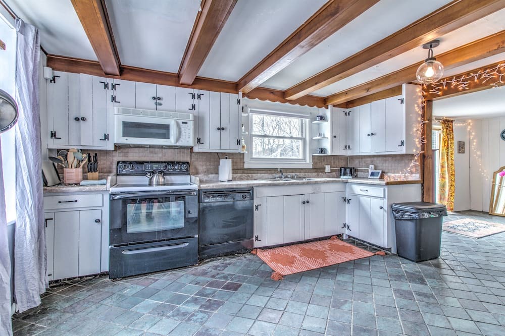 Photo of Kitchen in Londonderry