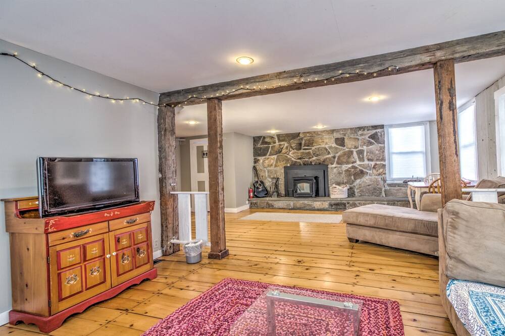 Photo of Others in Londonderry