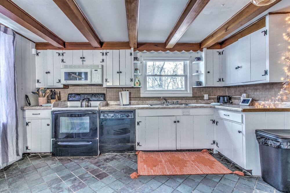 Photo of Kitchen in Londonderry