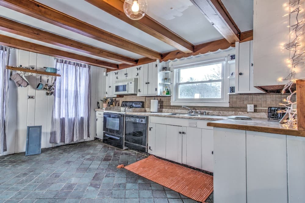 Photo of Kitchen in Londonderry