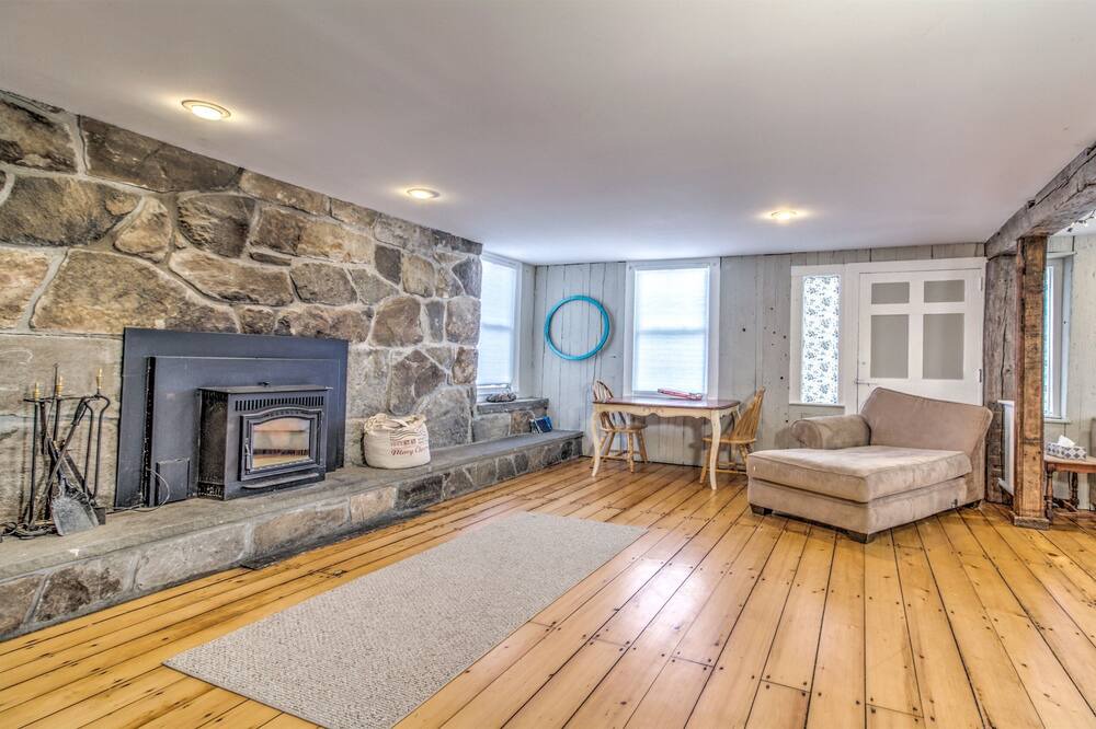 Photo of Others in Londonderry