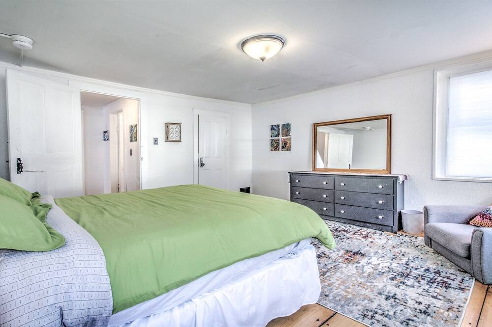 Photo of Bedroom in Londonderry