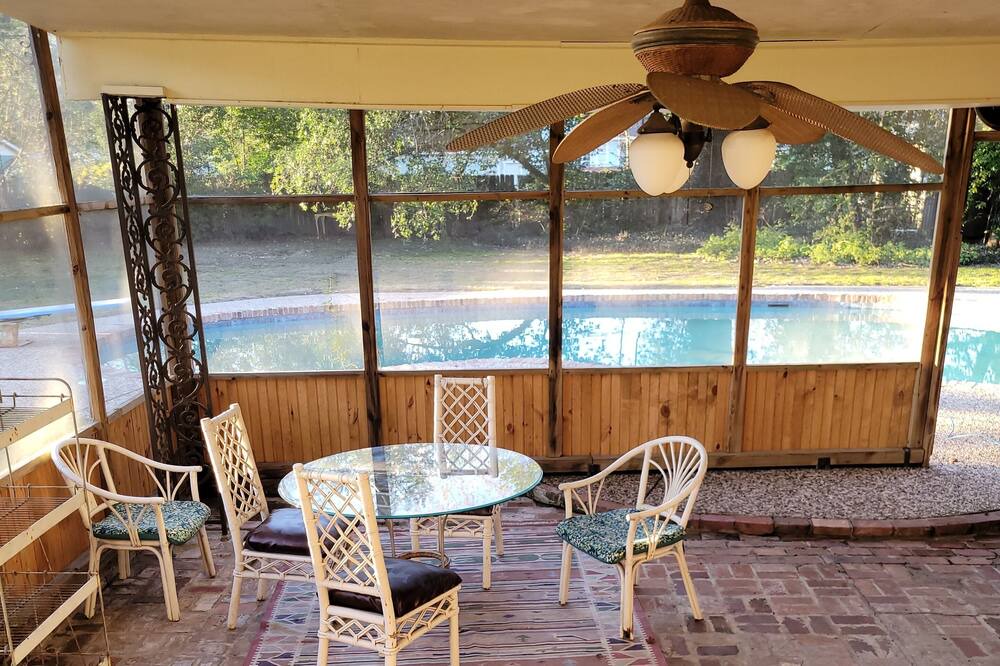 Photo of Outdoor in Broadmoor
