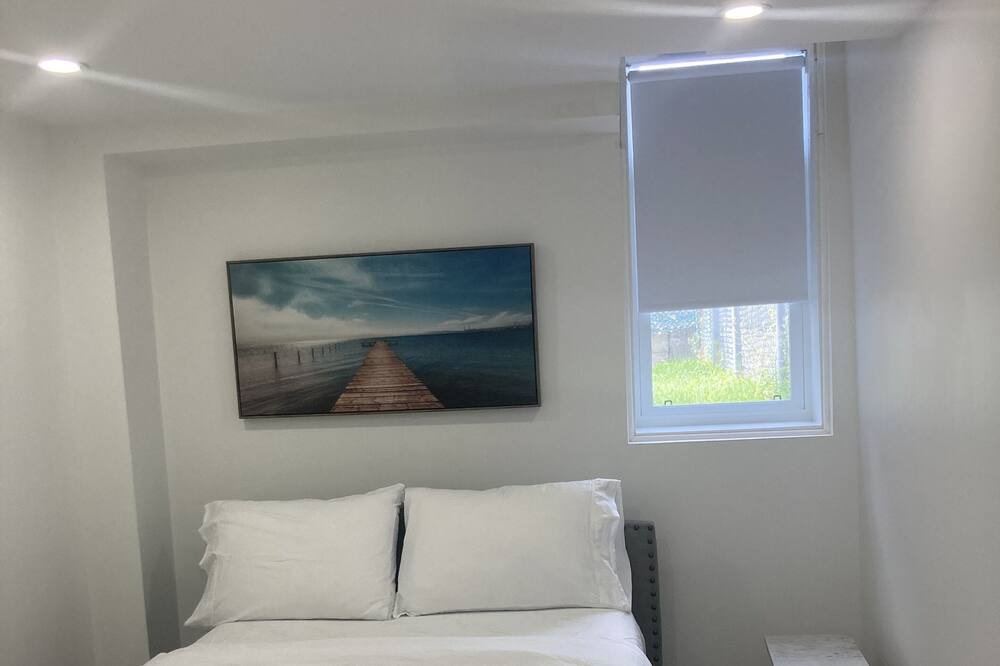Photo of Bedroom in LaSalle